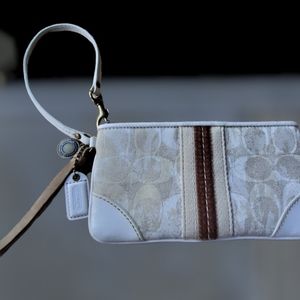 Coach Signature-C Wristlet